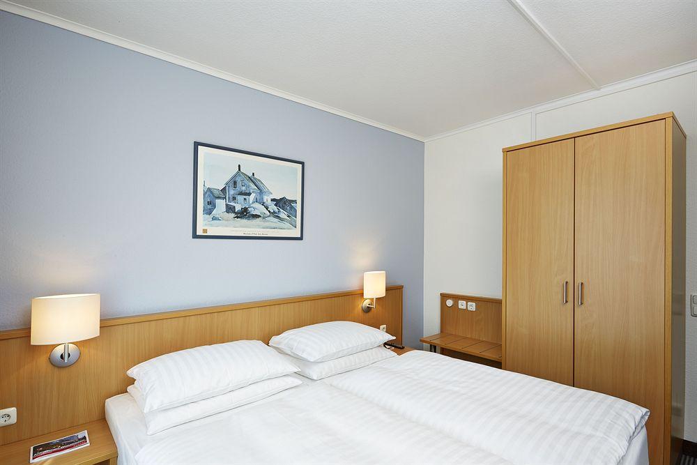 Stadthafen Hotel 3*